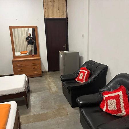 Anniewatte House Apartment Kandy Bagian luar foto